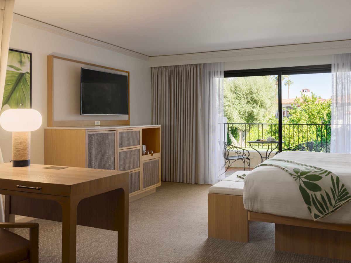 Tommy Bahama Miramonte Resort & Spa