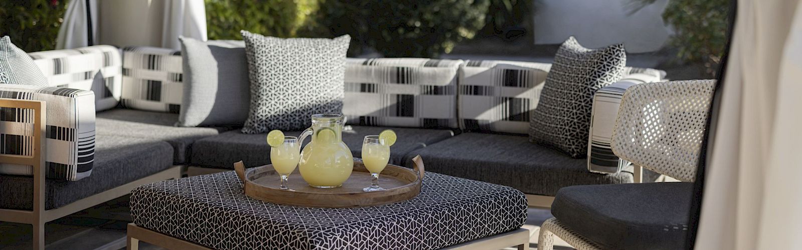 Tommy Bahama Miramonte Resort & Spa