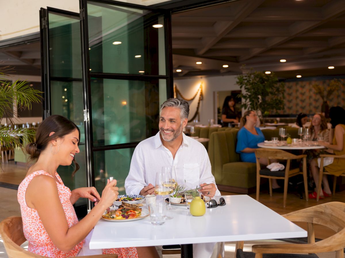 Tommy Bahama Miramonte Resort & Spa