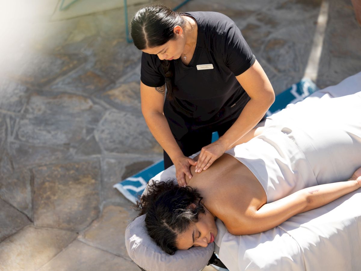 Massage treatment at Spa Rosa